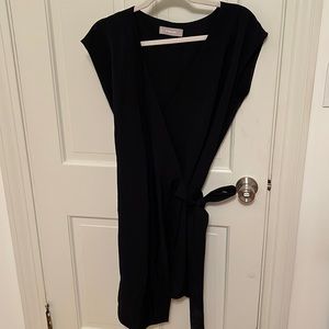 Everlane | The Japanese GoWeave Short sleeve Mini Wrap Dress | Black | 6